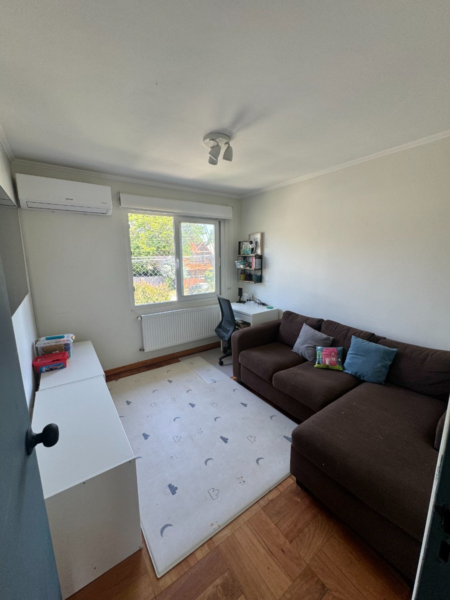 Venta Casa NO 3D 2B 2E 1B Alto Las Condes - Las Condes