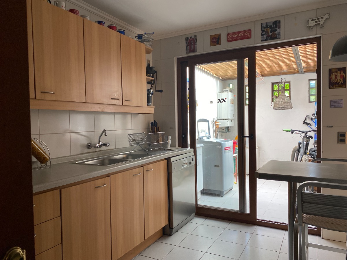 Venta Casa NO 3D en suite Walk-in cl&oacute;set 3B 2E 1B El Huinganal - Lo Barnechea