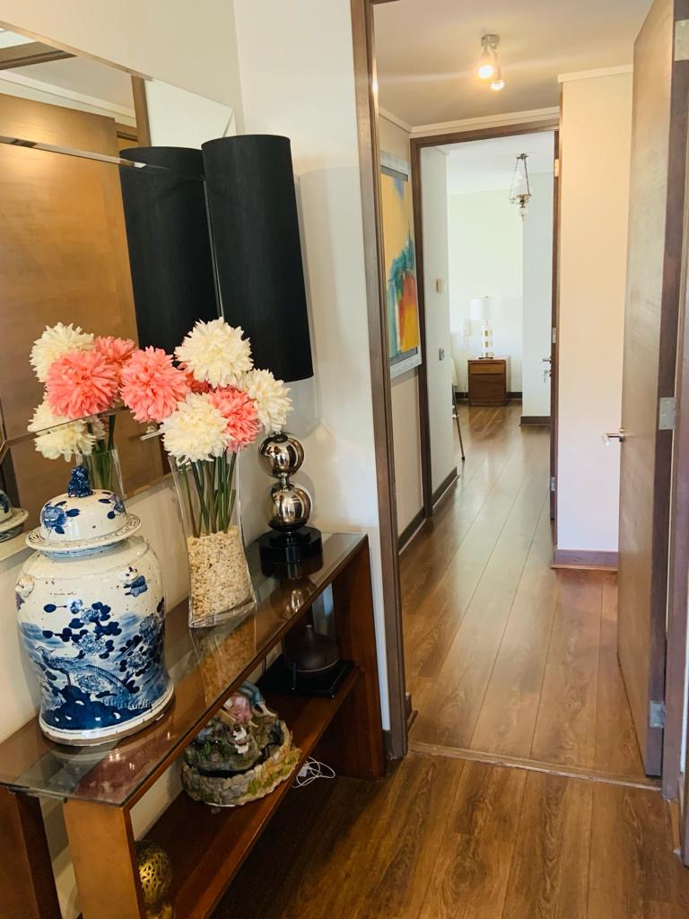 Venta Departamento O 3D en suite Walk-in cl&oacute;set 3B 1E 1B Barrio El Golf - Las Condes