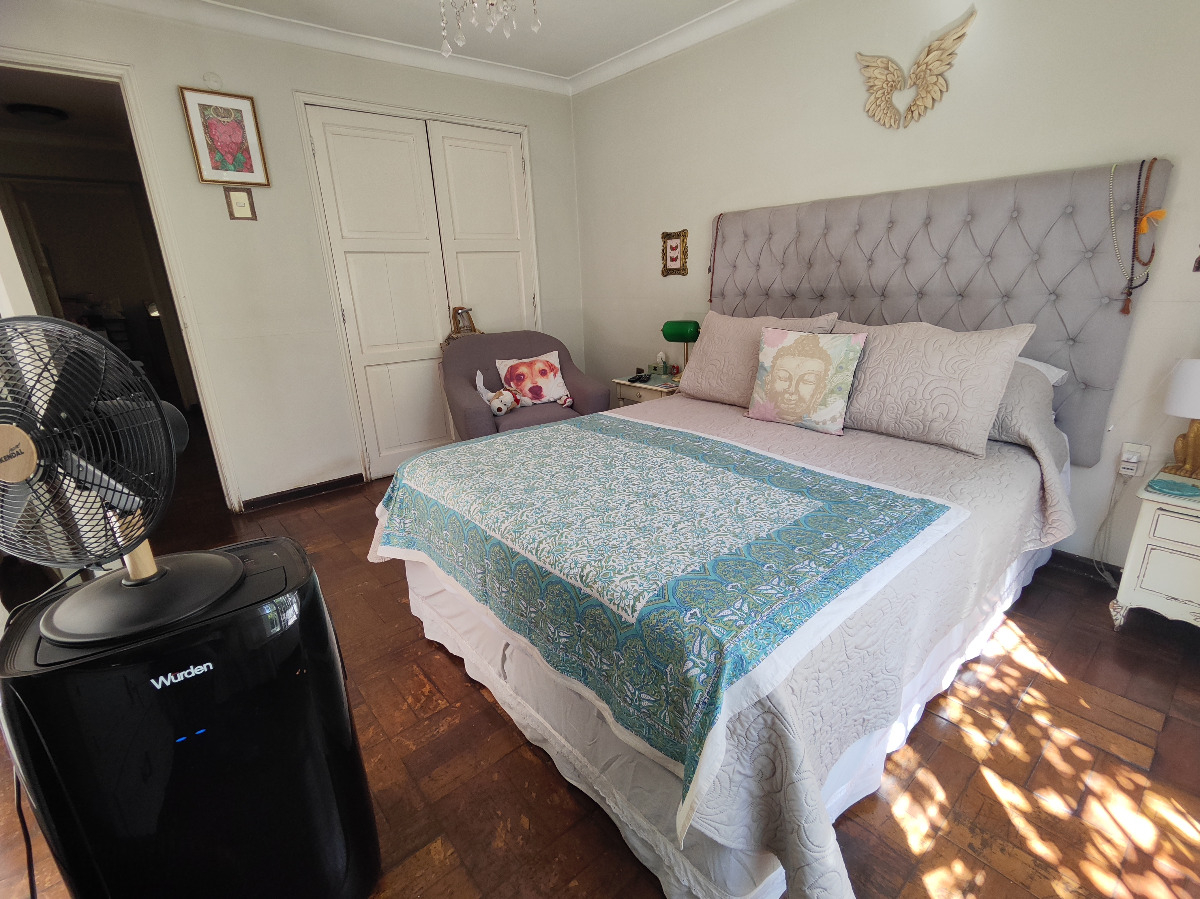 Venta Casa N 5D 2B 3E 1B Vaticano - Las Condes