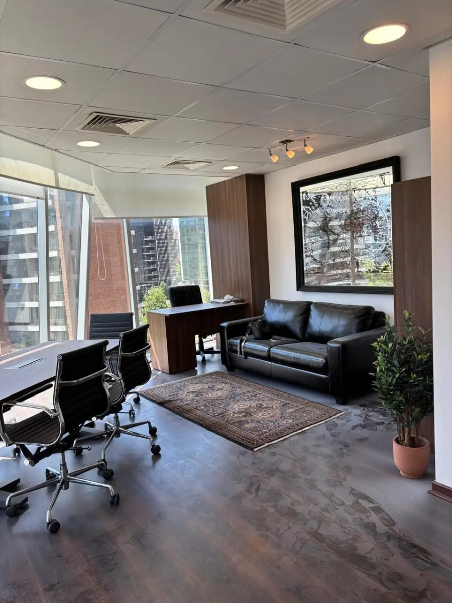 Arriendo Oficina NP 1B 1E Metro Manquehue - Apumanque - Las Condes