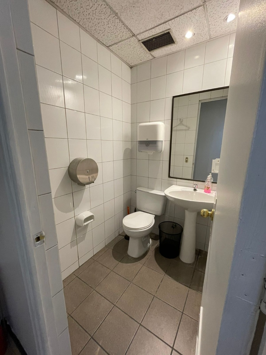 Arriendo Oficina 2B Centro Financiero - Las Condes