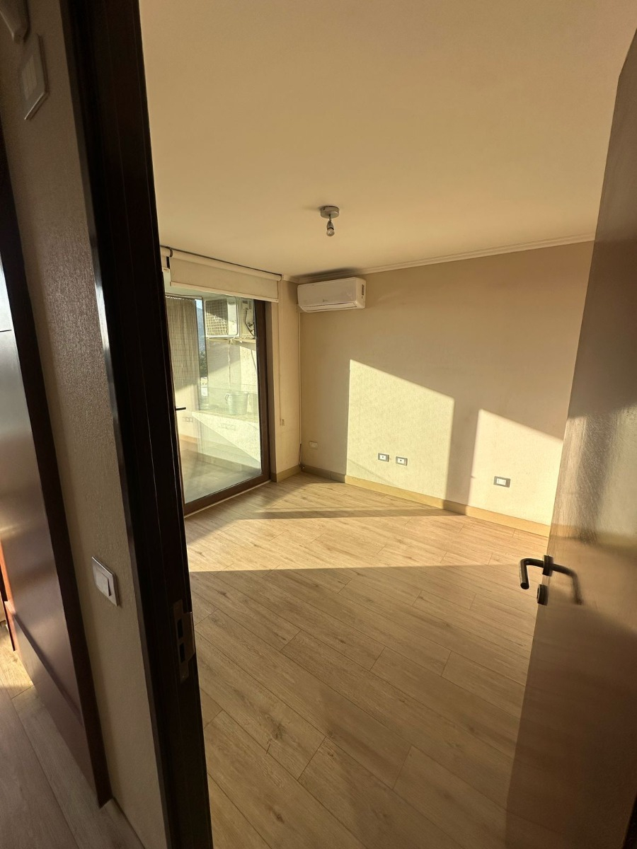 Arriendo Departamento N 2D en suite 2B 2E 1B Alto Las Condes - Las Condes
