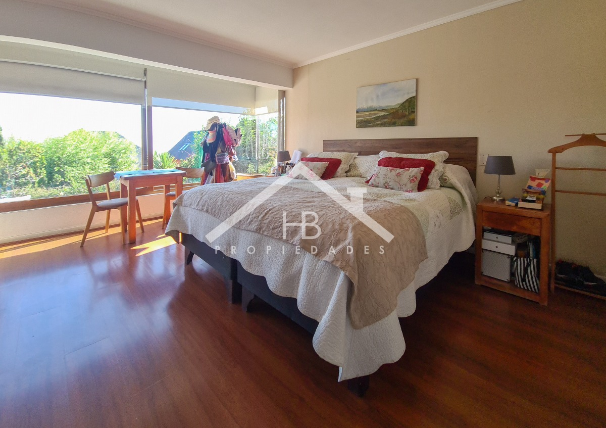 Venta Casa P 5D en suite Walk-in cl&oacute;set 6B 2E 1B San Carlos de Apoquindo - Las Condes