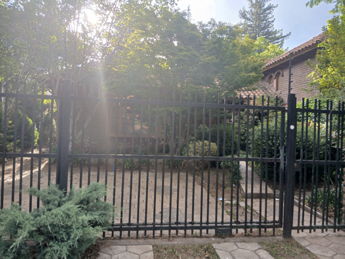 Venta Casa 6D 4B 2E 2B La Dehesa - Lo Barnechea