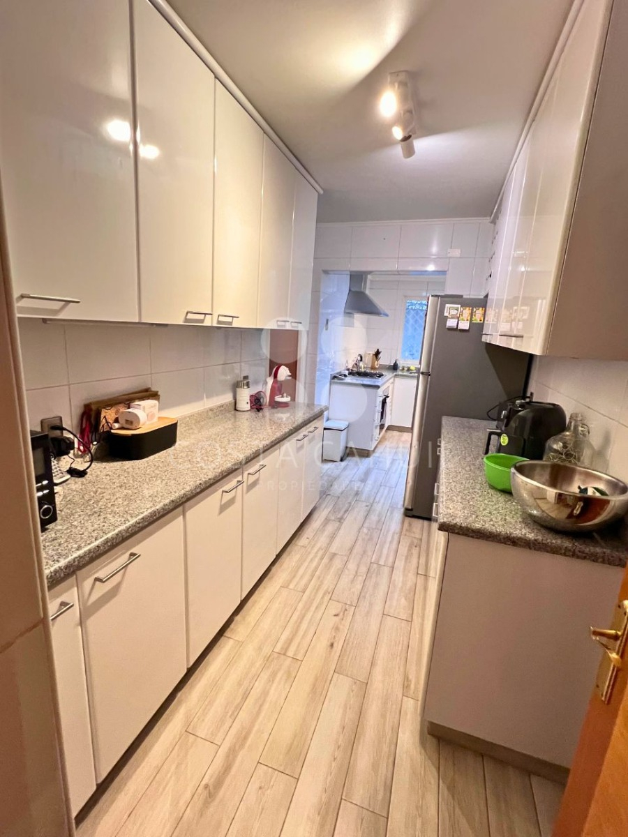 Venta Casa SO 4D en suite 4B 2E Metro Escuela Militar - Las Condes