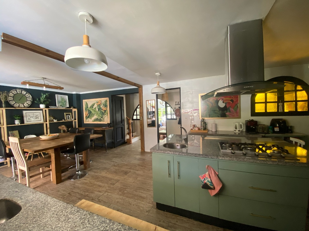 Venta Casa 5D 5B 1E San Carlos de Apoquindo - Las Condes