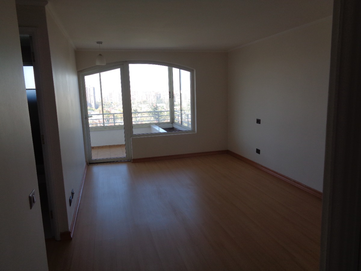 Arriendo Departamento N 3D en suite 2B 1E 1B Metro Escuela Militar - Las Condes