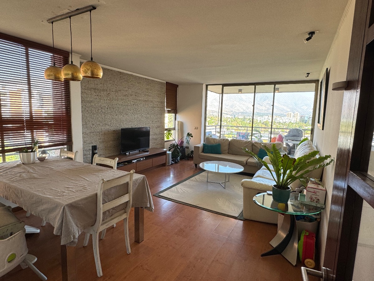 Arriendo Departamento SO 3D en suite Walk-in cl&oacute;set 2B 2E 1B Alto Las Condes - Las Condes