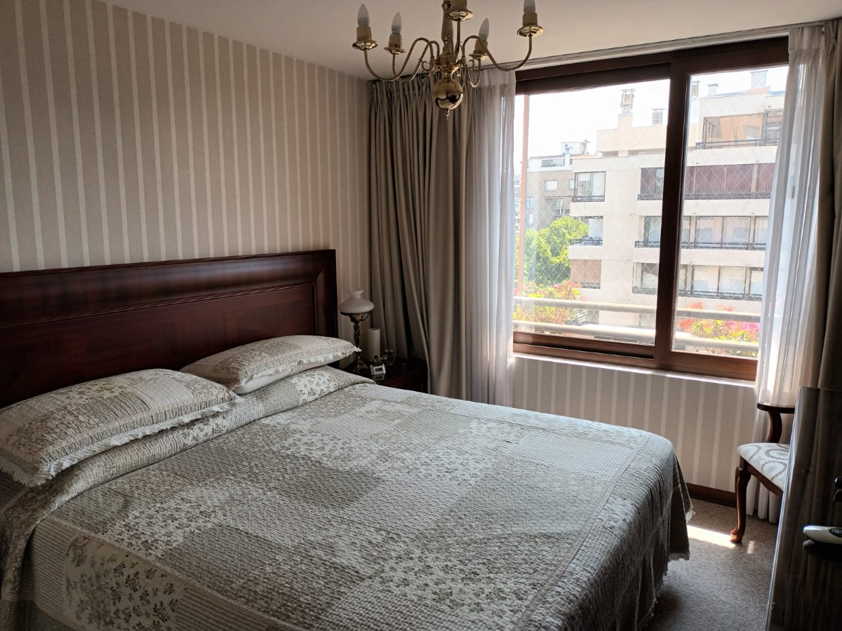 Venta Departamento SO 2D 2B 2E 1B Los Leones - Providencia