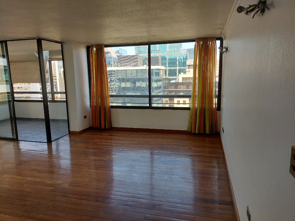 Venta Departamento SP 4D en suite 3B 1E 1B Barrio El Golf - Las Condes