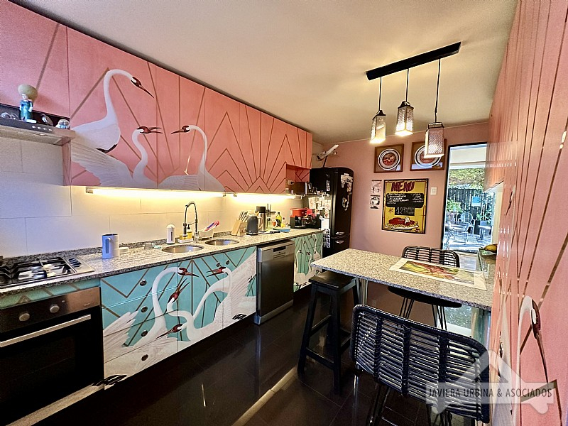Venta Casa N 5D 4B 2E 1B Borde R&iacute;o - Casa Piedra - Vitacura