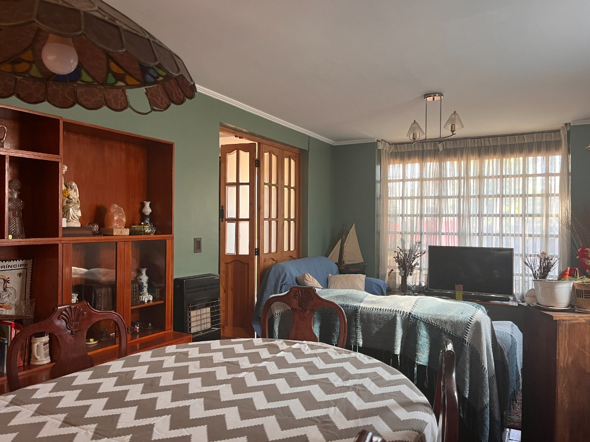 Venta Casa SP 4D en suite 3B 3E 1B Carlos Ossand&oacute;n - La Reina