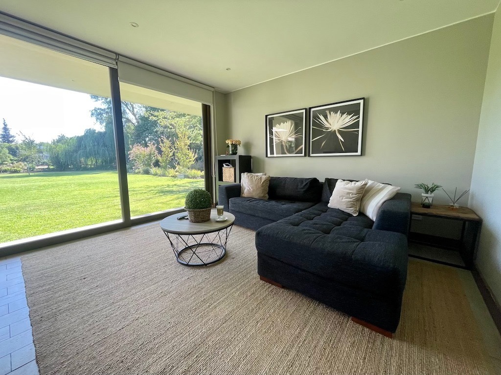 Venta Casa NO 5D en suite Walk-in cl&oacute;set 5B 4E 1B Chicureo - Colina