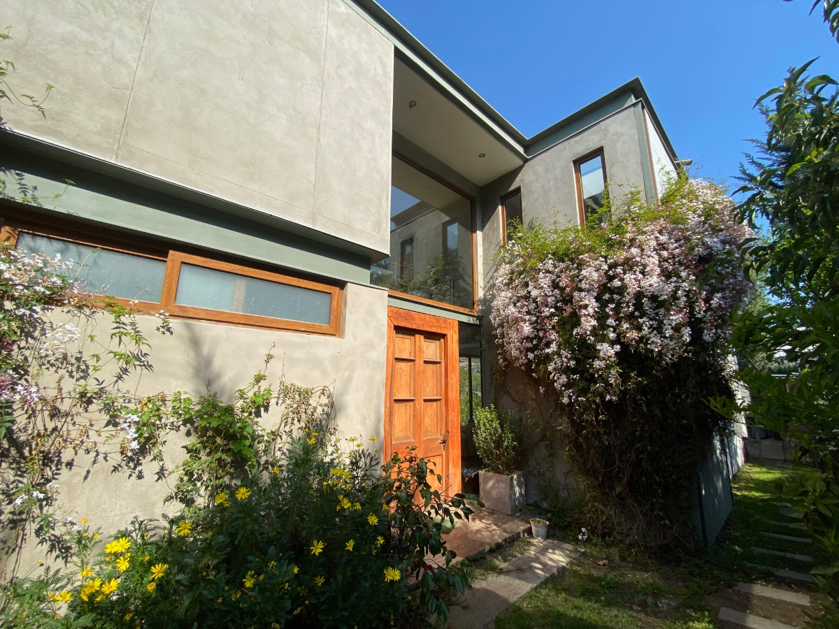 Arriendo Casa NO 5D en suite Walk-in cl&oacute;set 4B 6E 1B El Array&aacute;n - Lo Barnechea