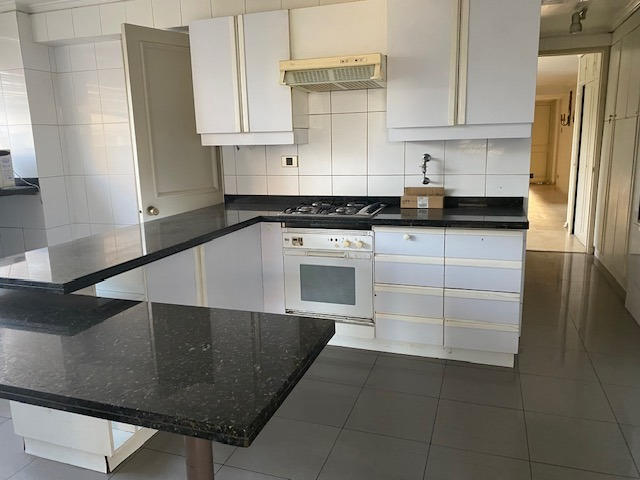 Venta Departamento NO 4D en suite 4B 2E 1B Barrio El Golf - Las Condes