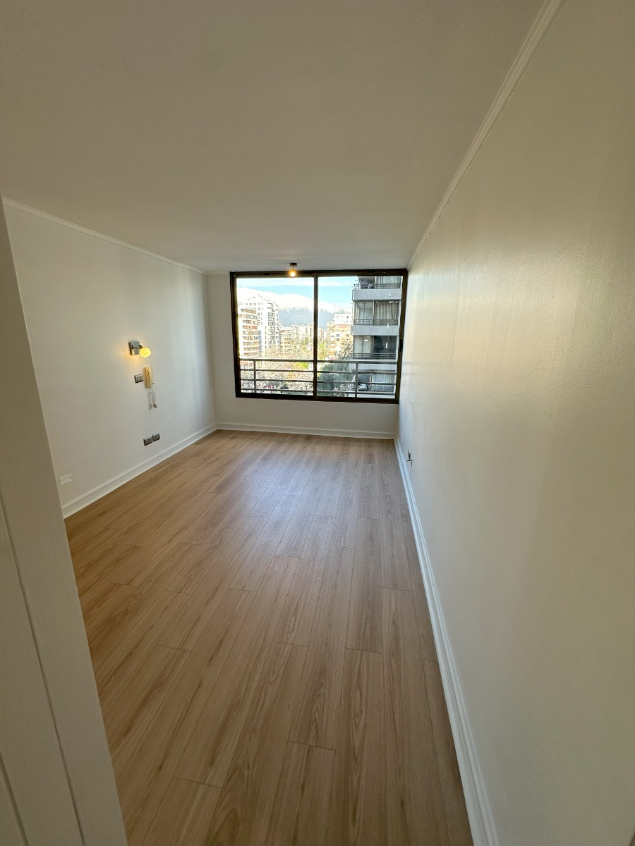 Venta Departamento O 2D en suite 2B 1E 1B Metro Escuela Militar - Las Condes