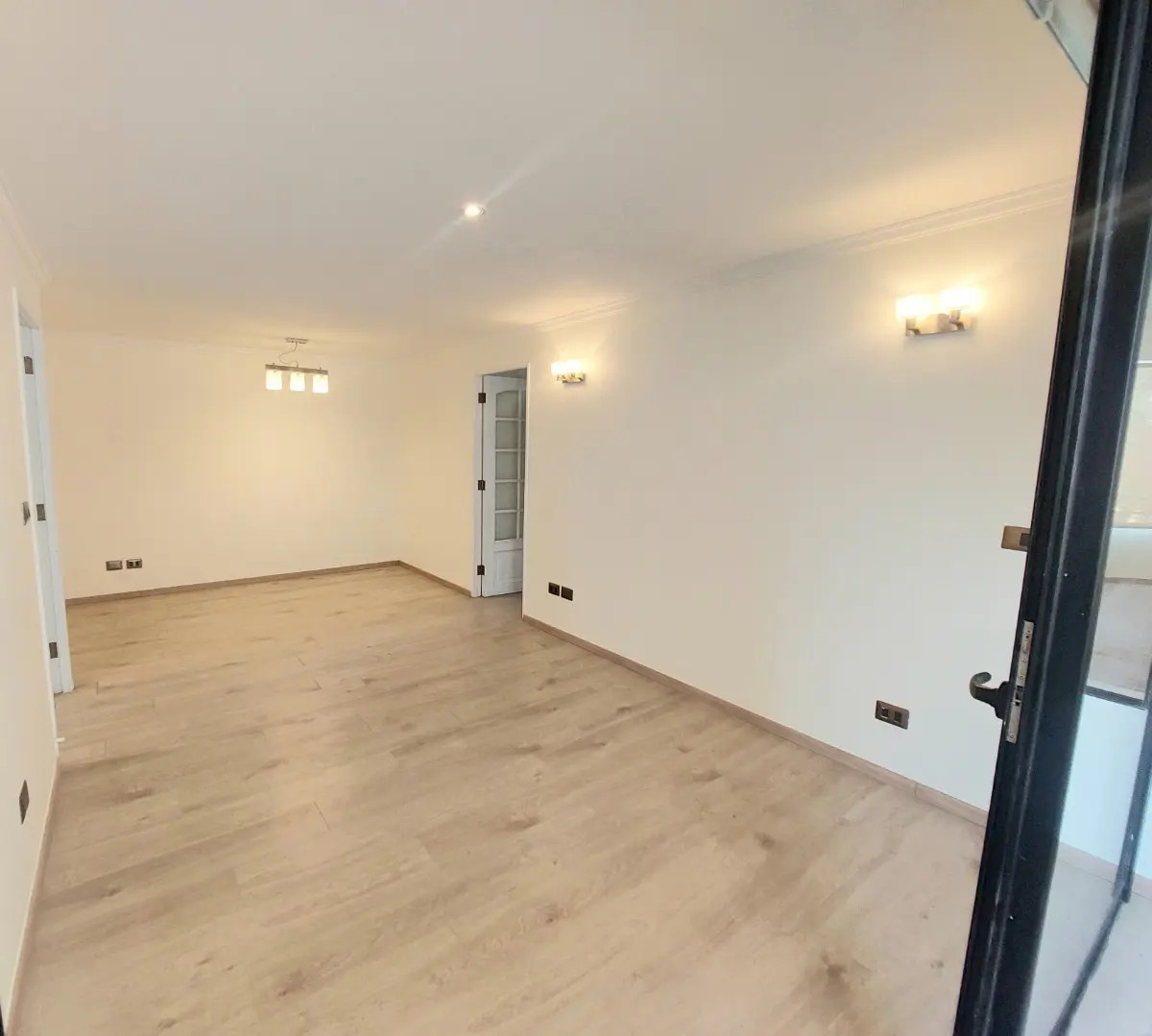Arriendo Departamento SO 2D en suite 2B 1E Las Lilas - Providencia