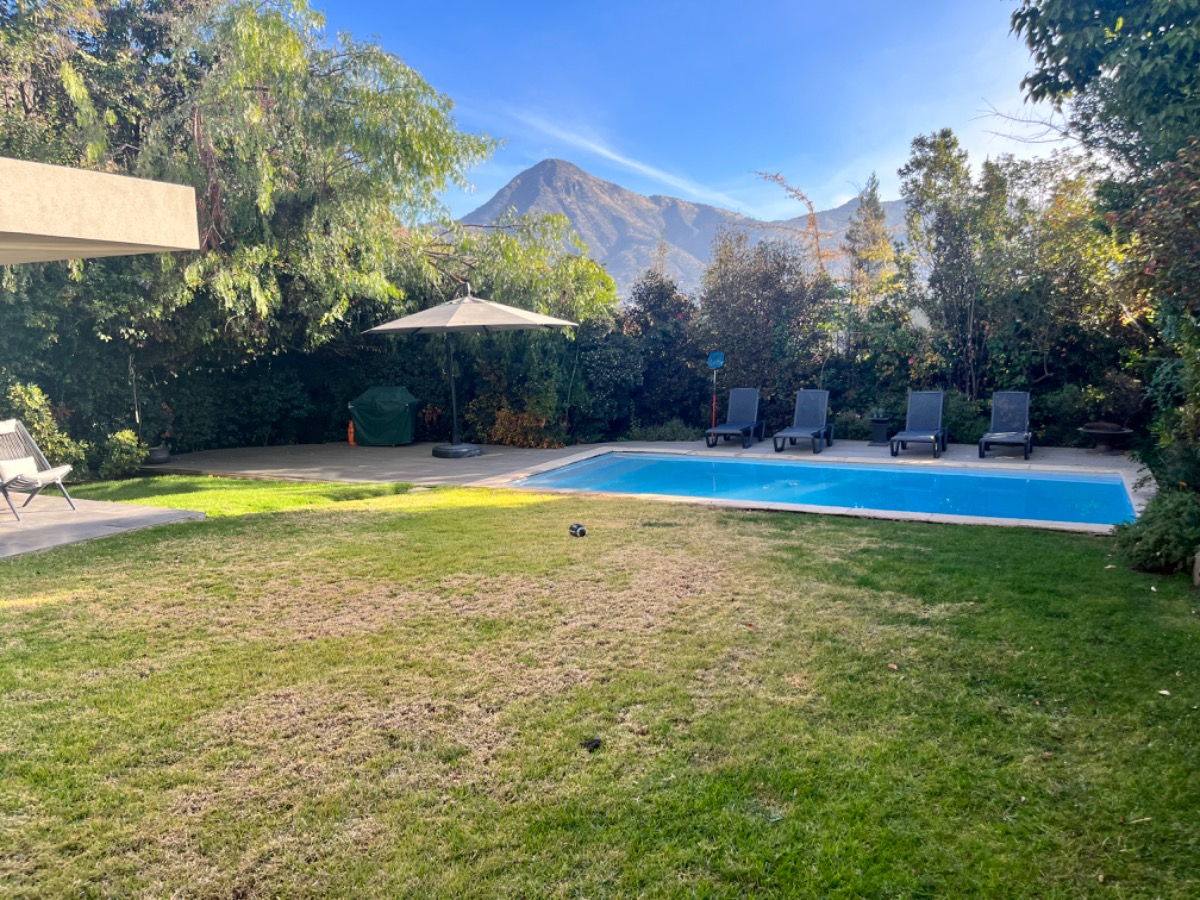 Venta Casa 5D en suite Walk-in cl&oacute;set 5B 3E La Dehesa - Lo Barnechea