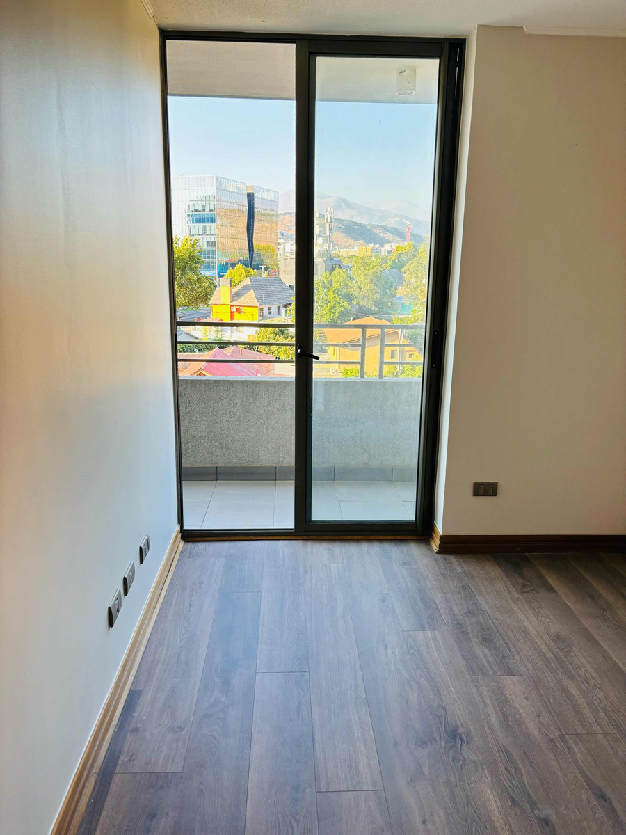 Arriendo Departamento NO 2D en suite 2B 1E 1B Metro Hernando de Magallanes - Las Condes