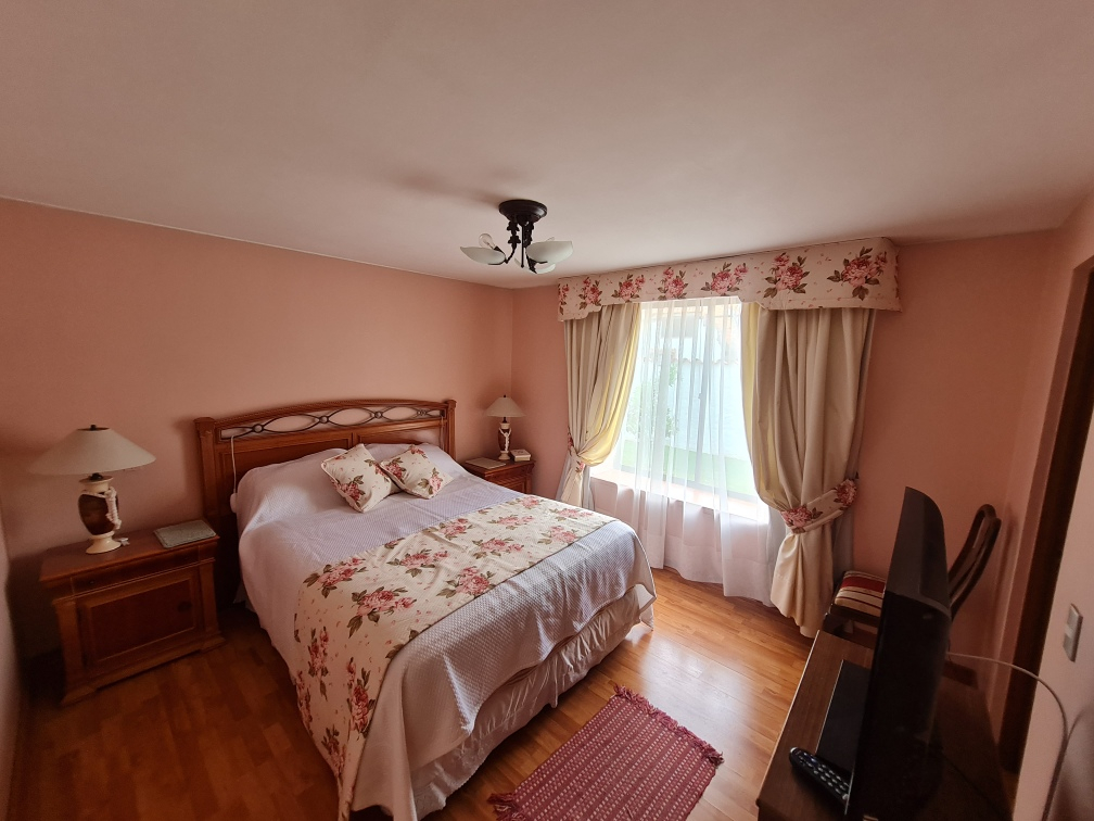 Venta Casa 5D 3B 2E Carlos Ossand&oacute;n - La Reina