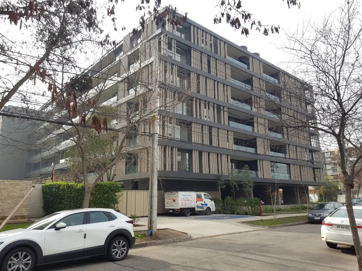 Arriendo Departamento N 2D en suite Walk-in cl&oacute;set 2B 1E 1B Metro Bilbao - Providencia