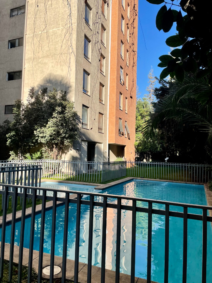 Venta Departamento SO 3D en suite Walk-in cl&oacute;set 2B 1E 1B Mall Sport - Las Condes