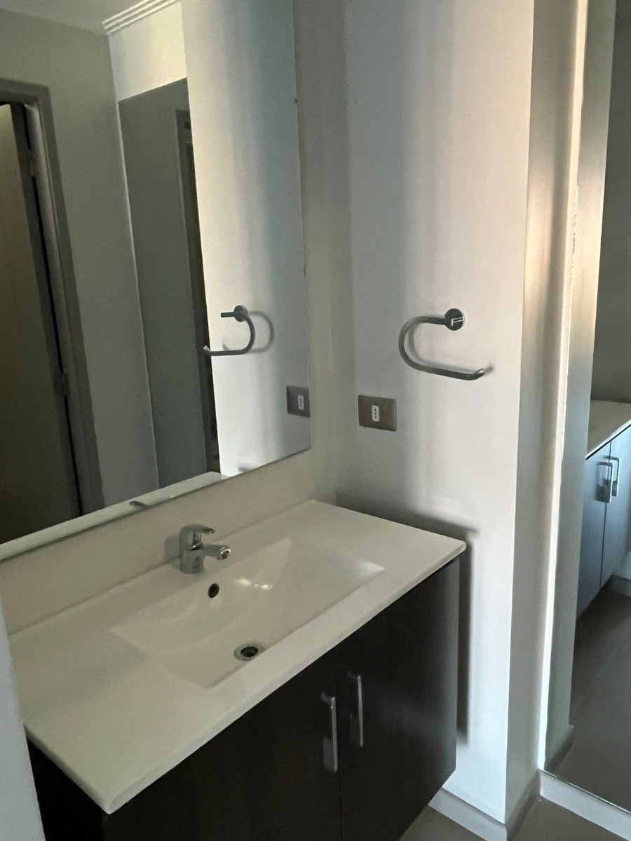 Arriendo Departamento NO 1D en suite Walk-in cl&oacute;set 1B 1E 1B Metro Hernando de Magallanes - Las Condes