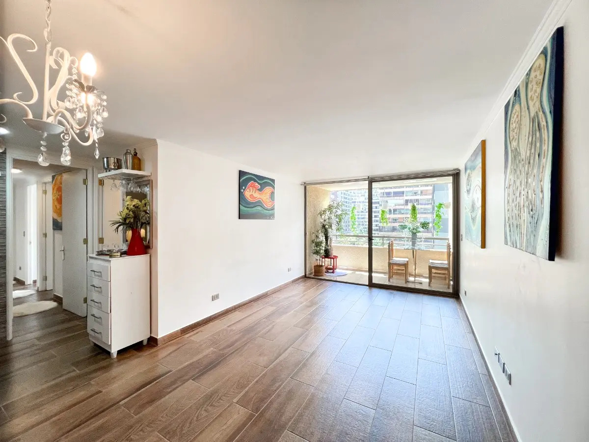 Venta Departamenrto 3D y 2B en Av. Col&oacute;n Oriente, Las Condes