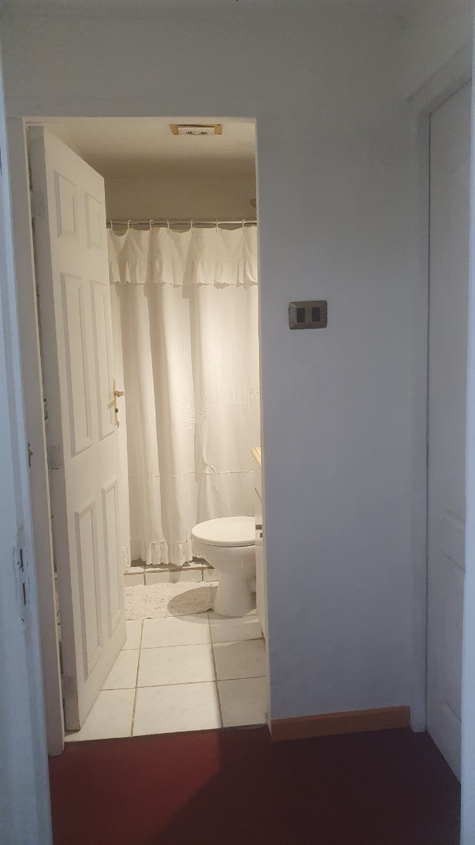 Venta Casa 3D en suite Walk-in cl&oacute;set 2B 1E Rotonda Atenas - Las Condes