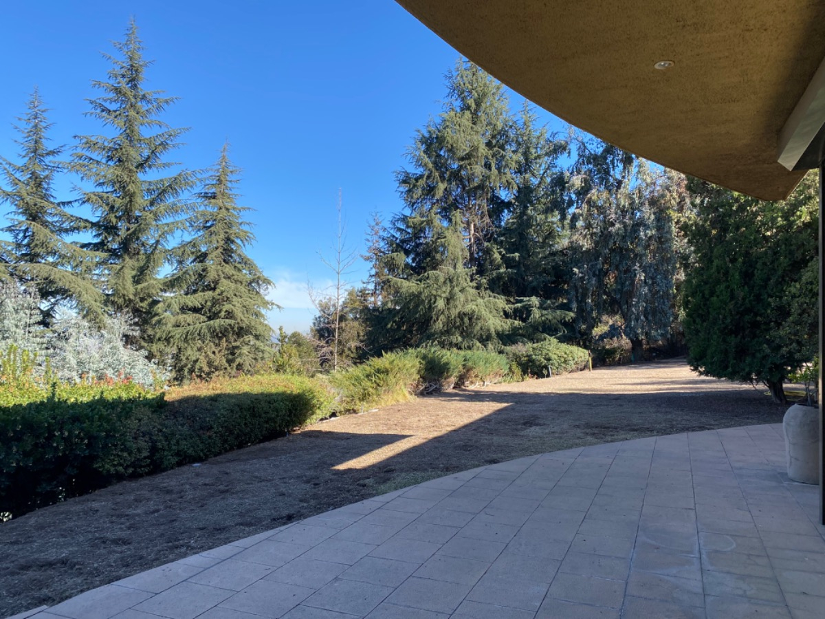 Venta Casa NO 3D 3B 10E 1B Lo Curro - Vitacura