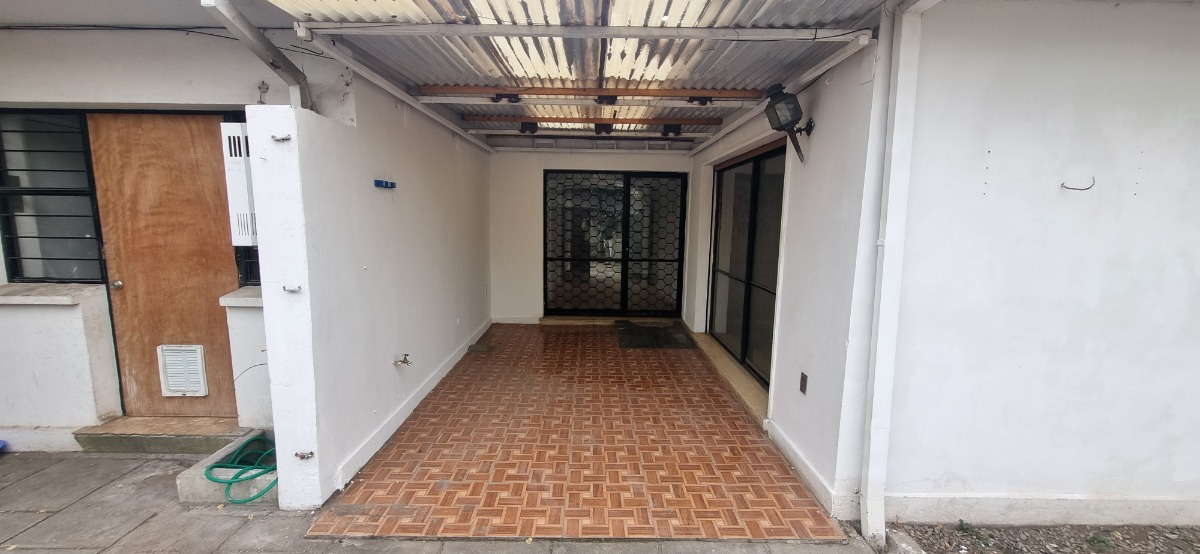 Arriendo Casa 4D 2B 2E 1B Alto Las Condes - Las Condes