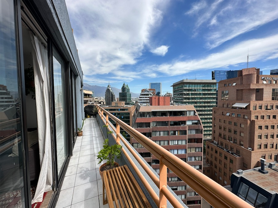 Arriendo Departamento 2D Barrio El Golf - Las Condes