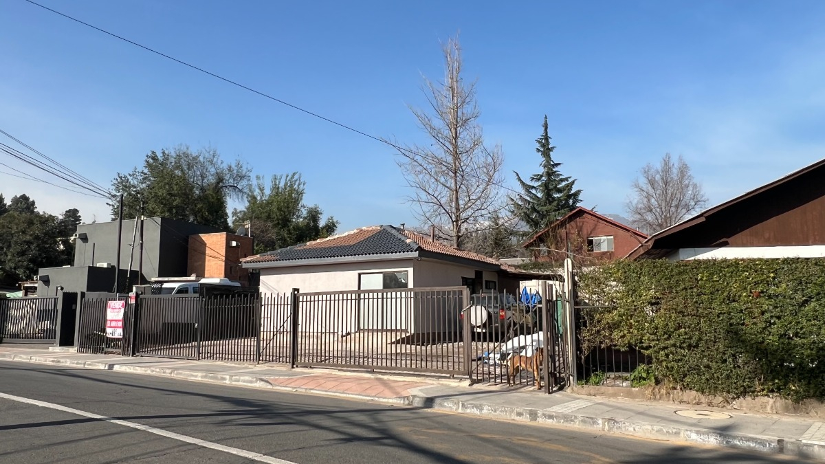 Venta Casa 3D en suite Walk-in cl&oacute;set 2B 6E Antigua Lo Barnechea - Lo Barnechea