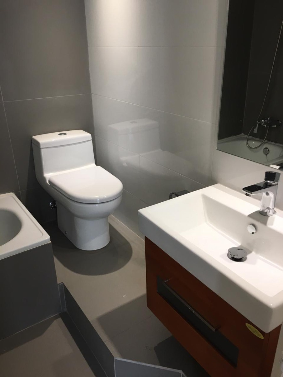 Arriendo Casa 3D en suite Walk-in cl&oacute;set 3B 1E Estoril - Las Condes