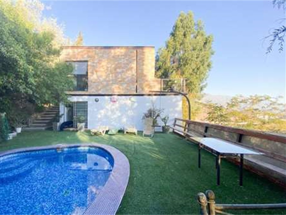 Arriendo Casa S 5D 3B 3E 1Bd Lo Curro - Vitacura