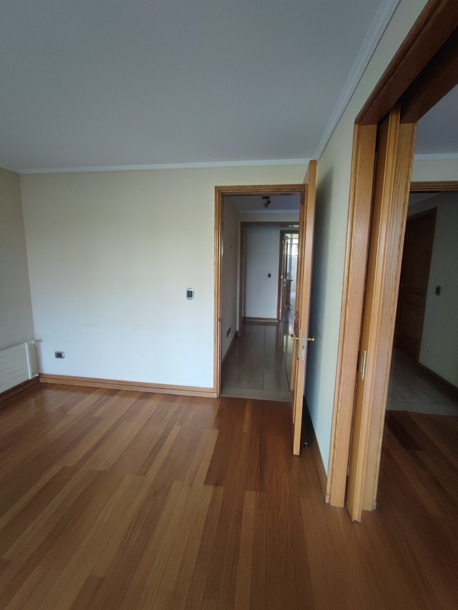 Venta Departamento 4D en suite Walk-in cl&oacute;set 3B 2E 1B  - Las Condes