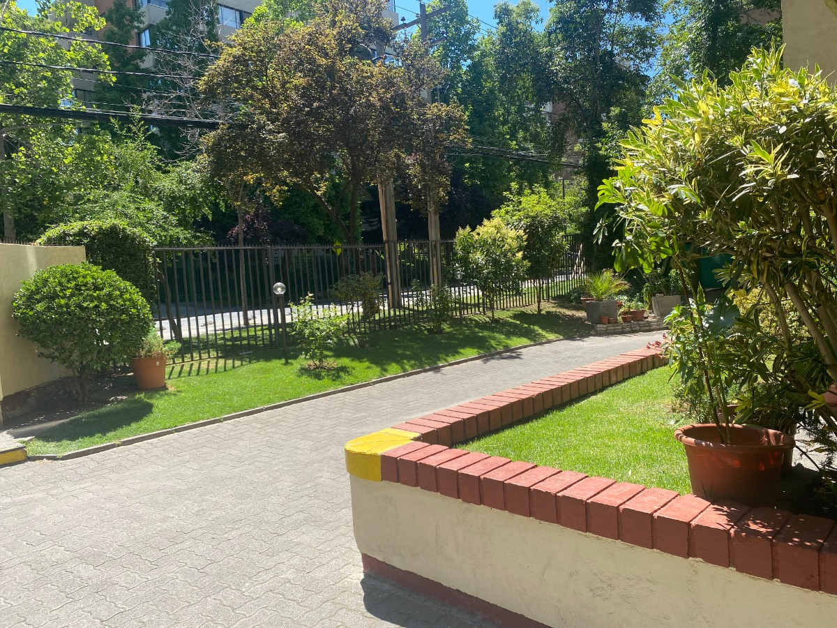 Venta Departamento SO 2D 2B 1E 1B Las Lilas - Providencia