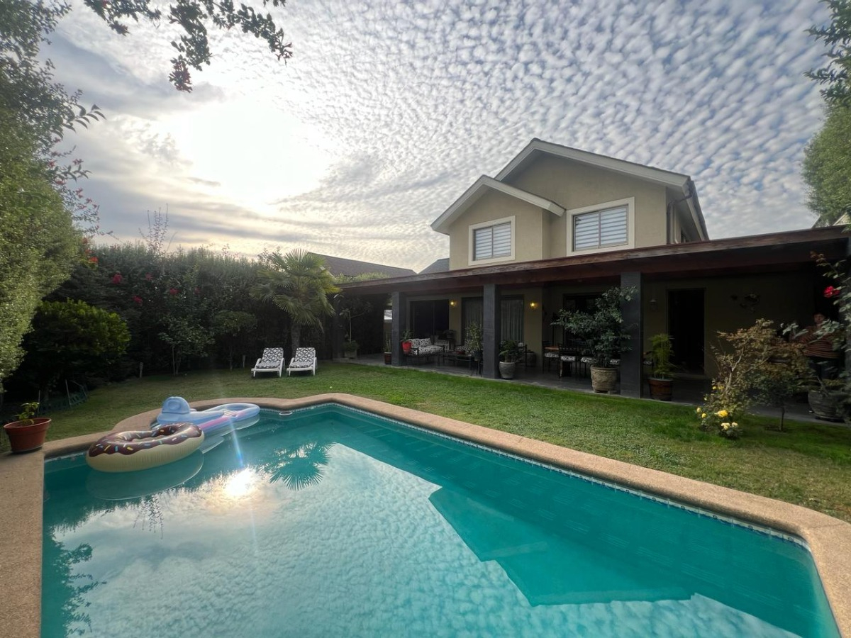 Venta Casa NP 5D en suite Walk-in cl&oacute;set 5B 4E 2B La Reina Alta - La Reina