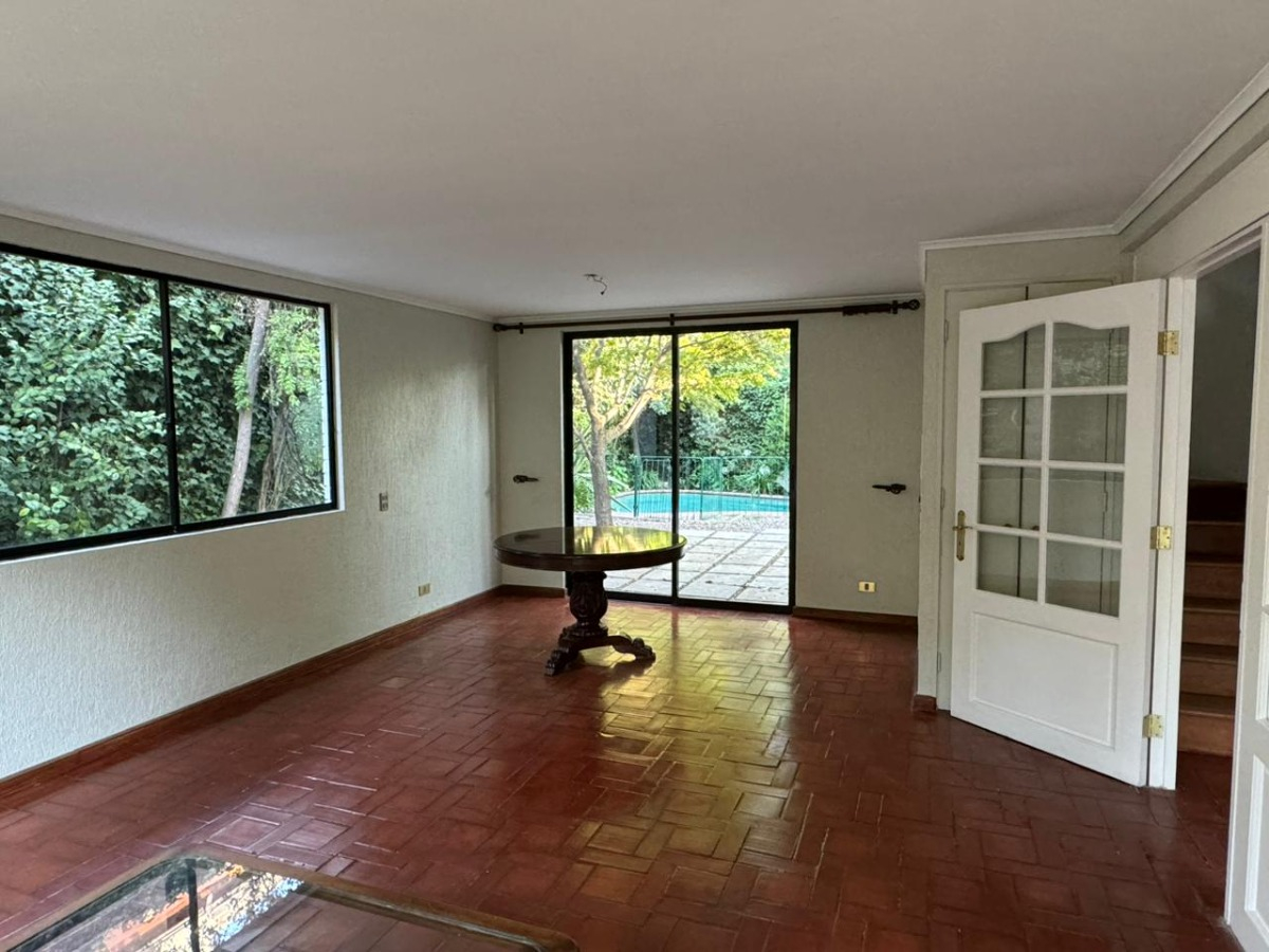 Arriendo Casa 5D San Carlos de Apoquindo - Las Condes