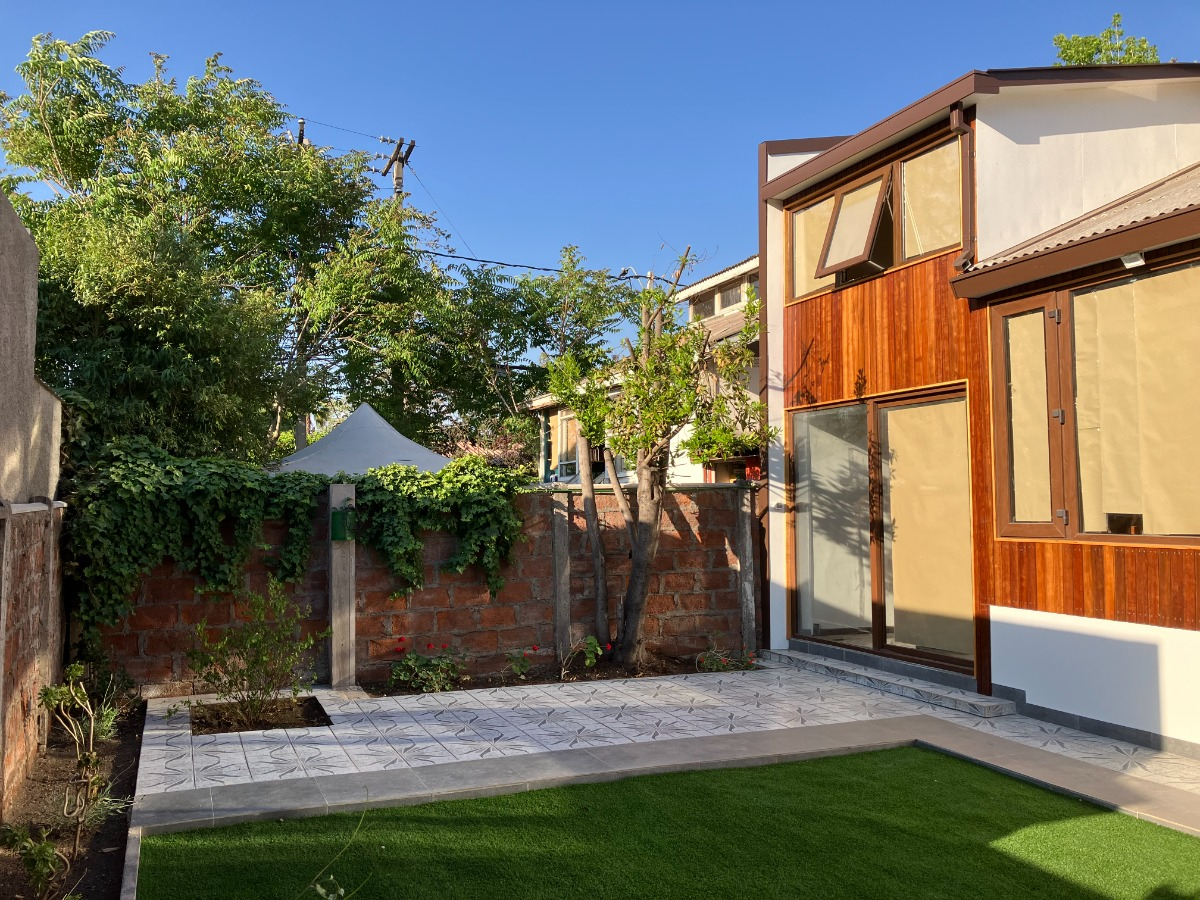 Arriendo Casa 4D en suite 3B 1E 1B Pepe Vila - La Reina