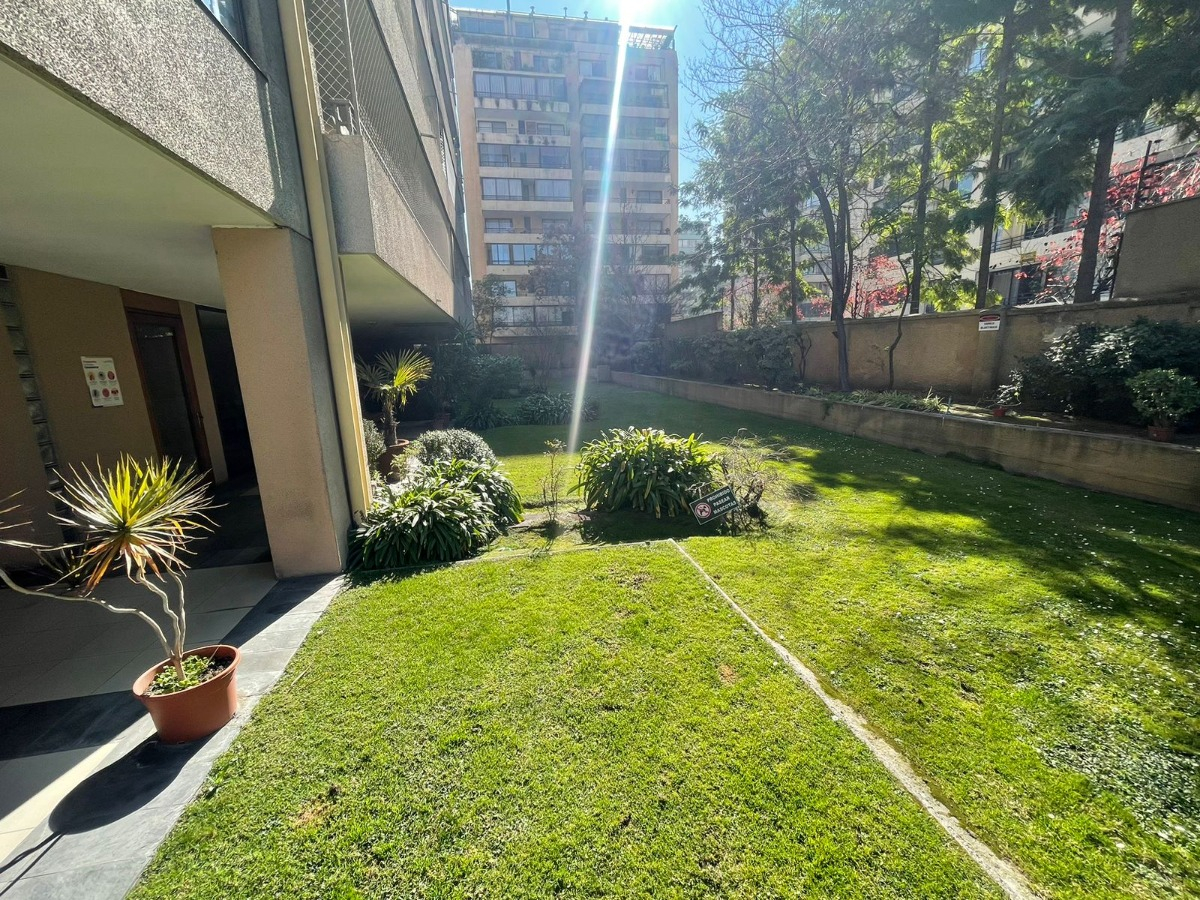 Venta Departamento O 2D en suite 2B 1E 1B Vaticano - Las Condes