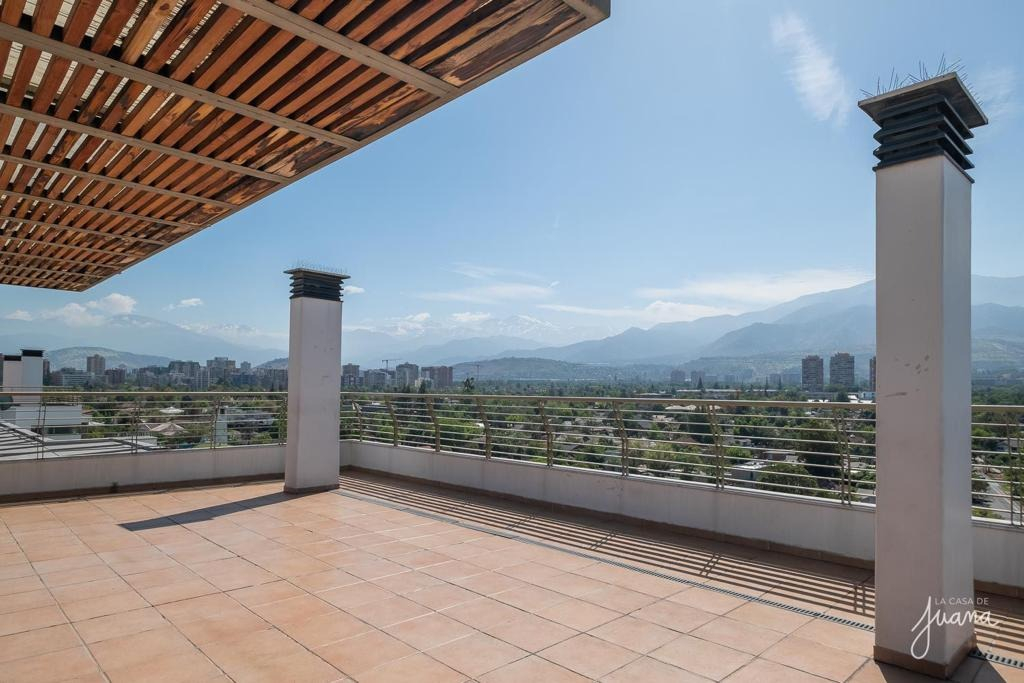 Arriendo Departamento 2D Rotonda Atenas - Las Condes