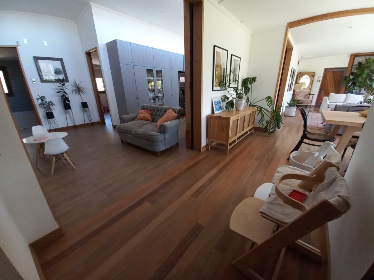 Venta Casa NP 4D en suite Walk-in cl&oacute;set 3B 4E 2B Chicureo - Colina