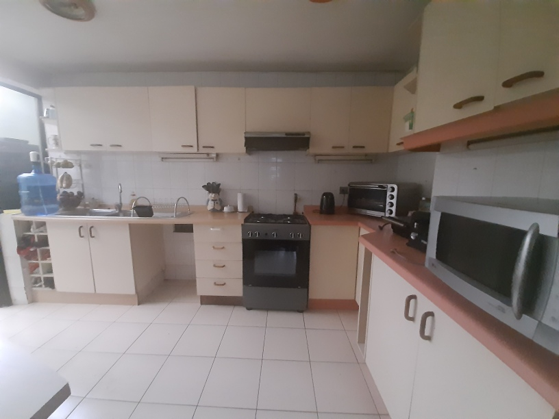 Venta Casa 4D Rotonda Atenas - Las Condes