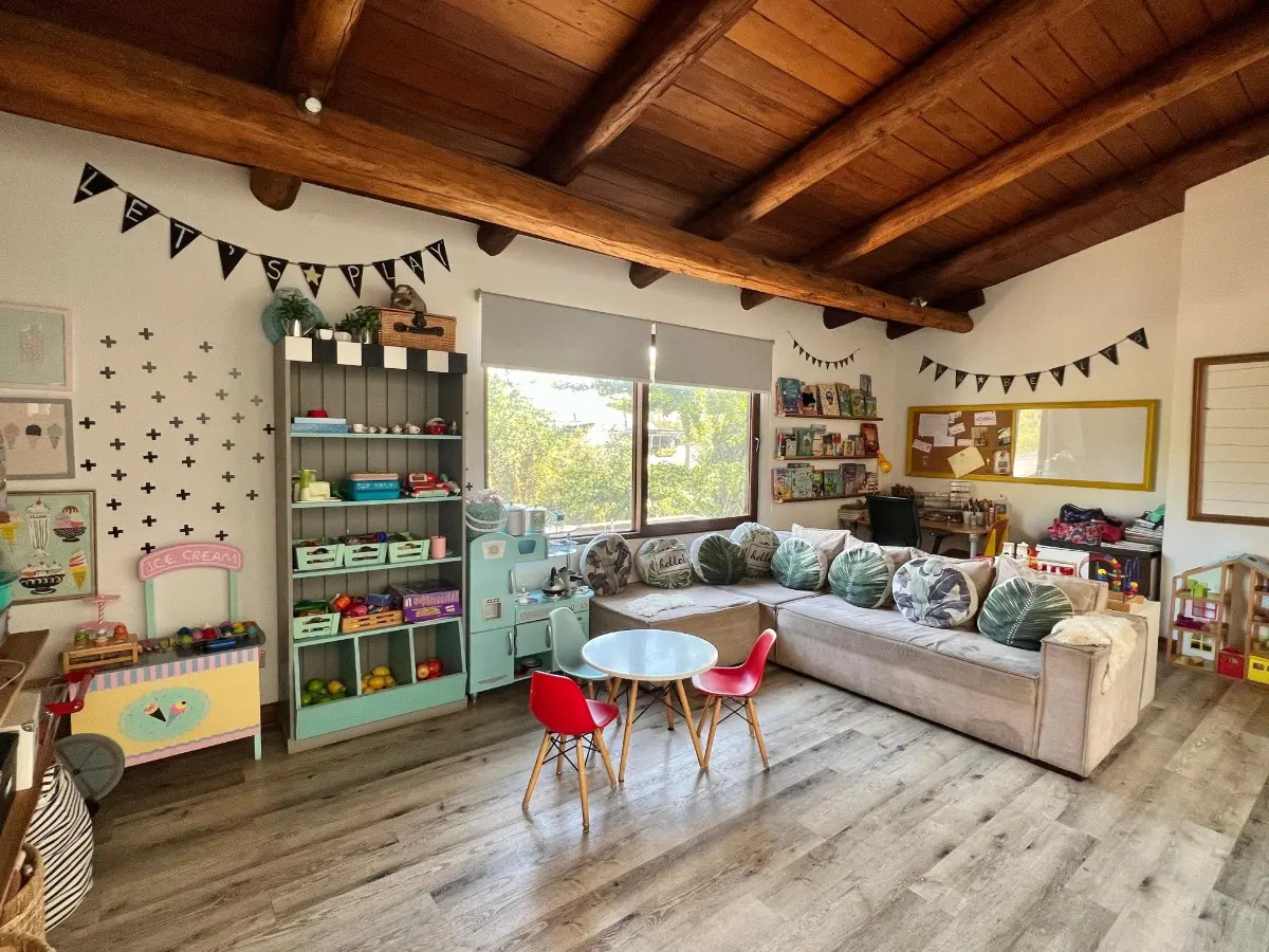 Venta Casa NO 4D en suite 4B 2E 1B Juan XXIII - Vitacura
