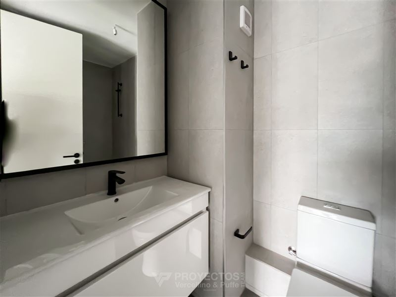 Venta Departamento Oriente 2D en suite Walk-in cl&oacute;set 2B 1E 1B Plaza San Enrique - Lo Barnechea