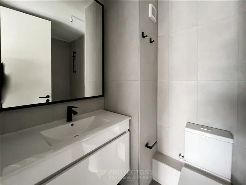 Venta Departamento Oriente 2D en suite Walk-in cl&oacute;set 2B 1E 1B Plaza San Enrique - Lo Barnechea