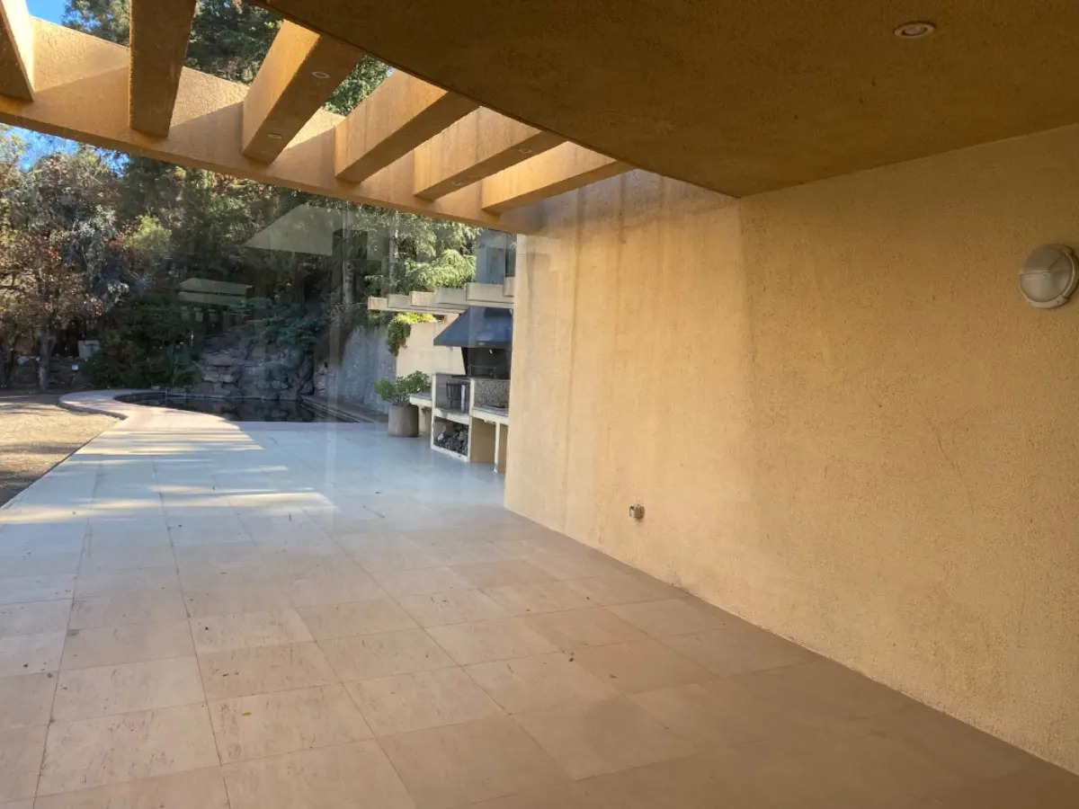 Venta Casa NO 3D 3B 10E 1B Lo Curro - Vitacura