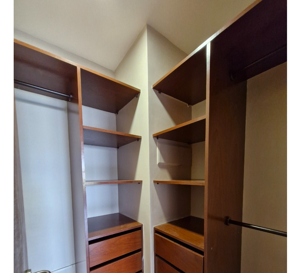 Venta Departamento S 2D en suite Walk-in cl&oacute;set 2B 2E 1B P&iacute;o XI - Vitacura